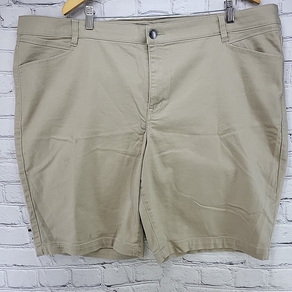 Lane Bryant Shorts Plus Sz 28 Beige Walking with Flaws‎ Spots